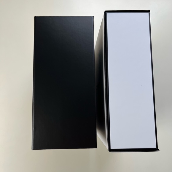 NEW Chanel Gift Box in Black & White for Handbags or Sunglasses and Jewelry - Picture 5 of 17